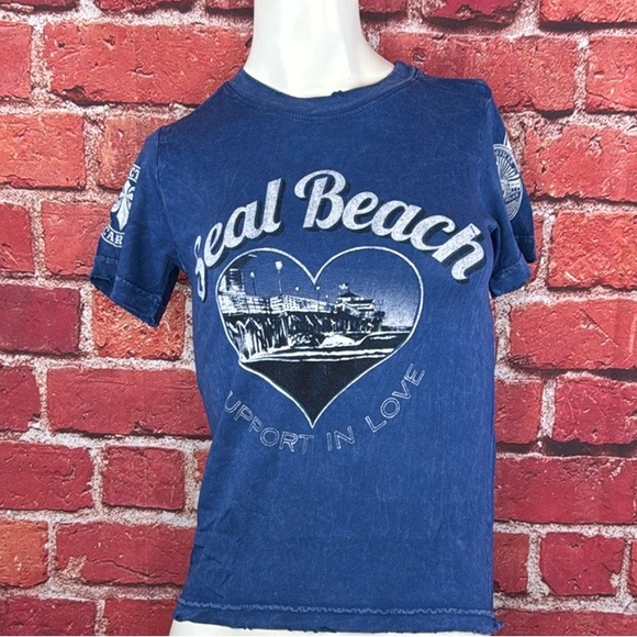 Affliction Women’s Short Sleeve Graphic T-Shirt -Size: Medium -NWT - Picture 2 of 10